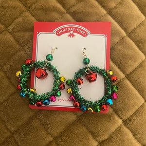 Wreath shaped earrings with jingle bells attached